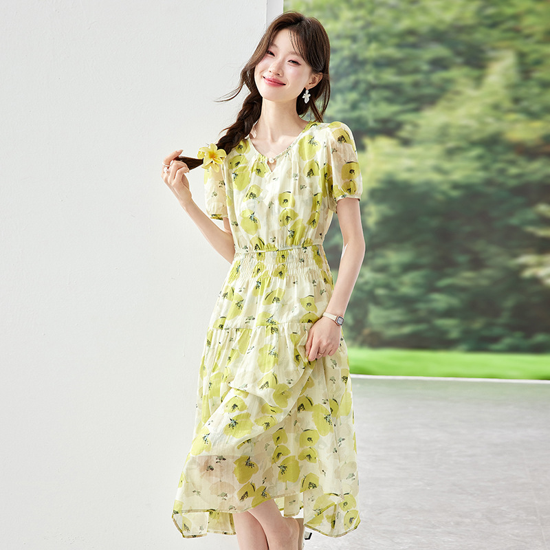2026 Summer New Style Fresh and Slimming Waist-Cinching Short-Sleeve Dress, Over-The-Knee, Very Beautiful, Mature and Stylish Dress for Women