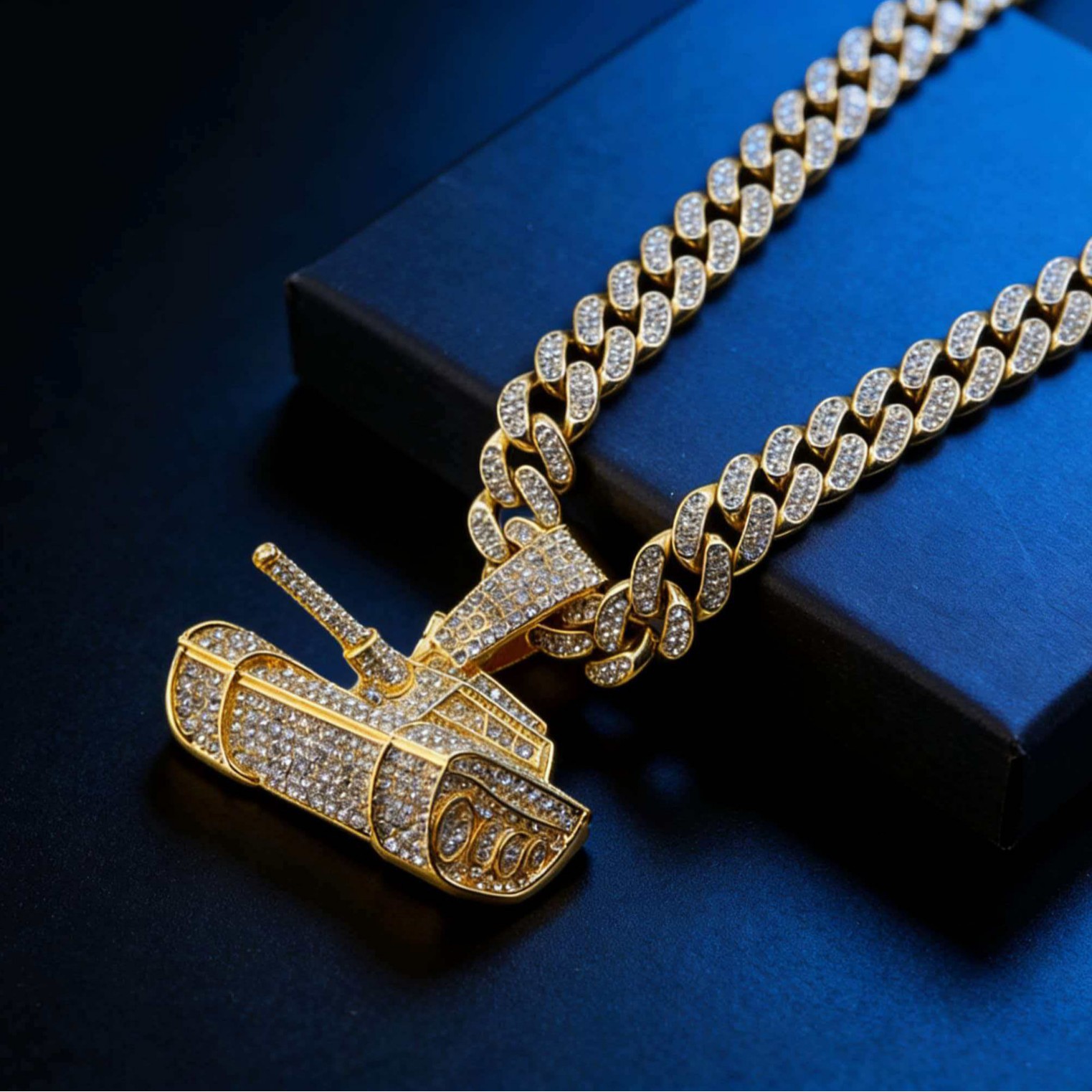 Full Diamond Tank Pendant Necklace European and American Style Men's Trendy Hip-Hop Cool Cuban Chain Jewelry Zircon