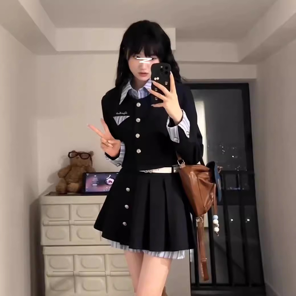 Xiaoxiang Style Dress Women's Spring and Autumn 2024 New College High-level Design Stitching Coat Pleated Skirt Two-piece Set