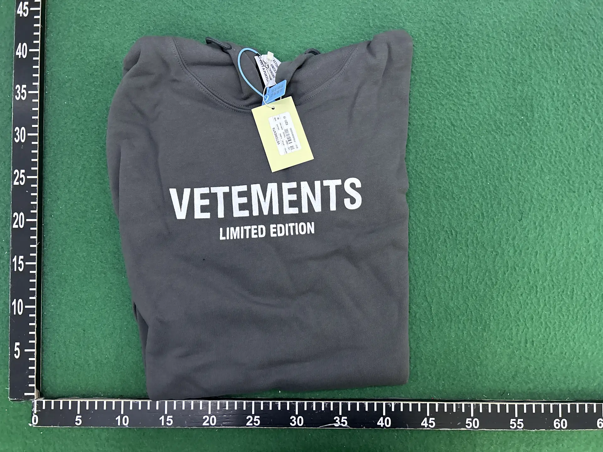 VETEMENTS LIMITED EDITION HOODIE