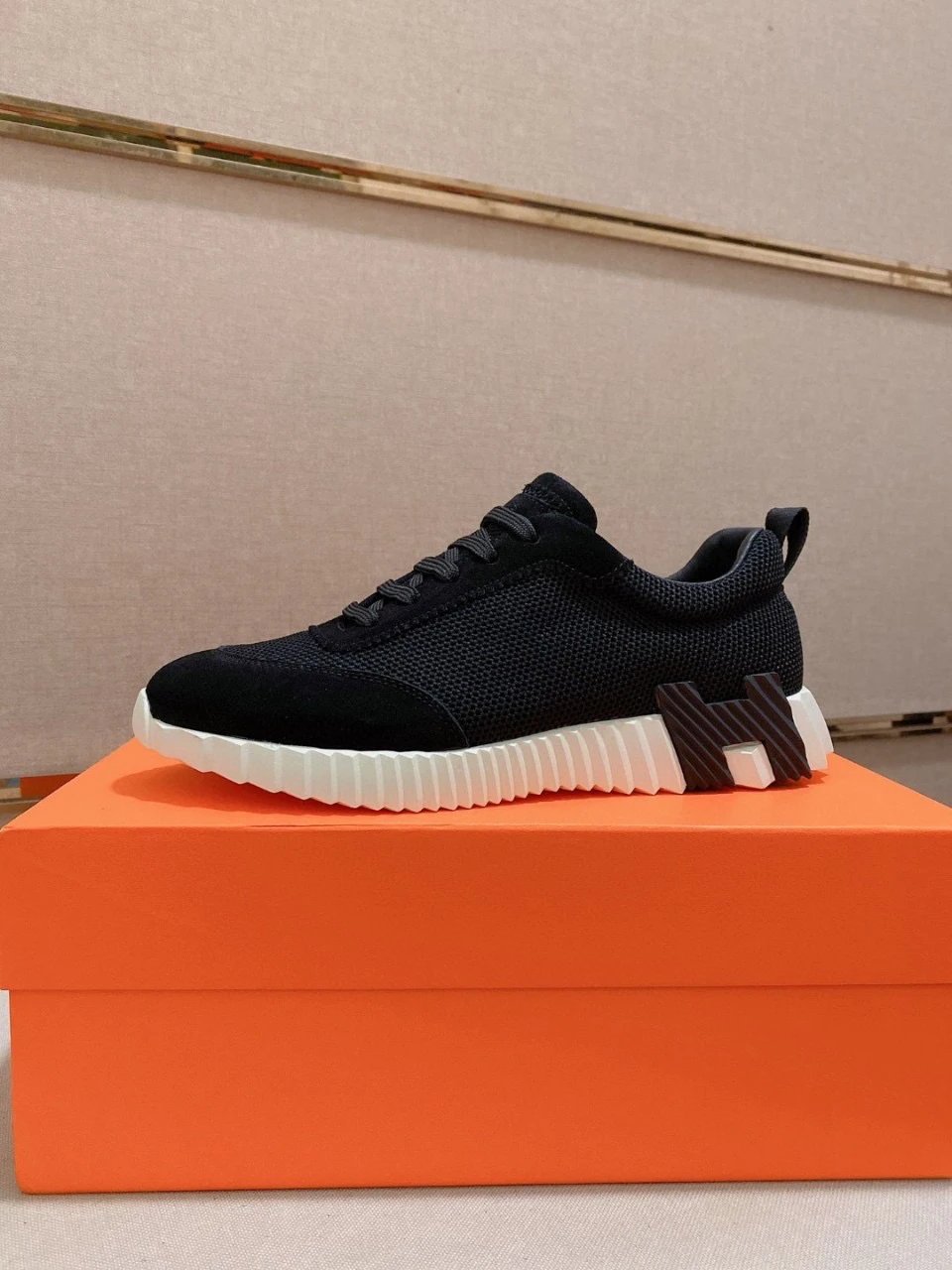 Fashion Shoes Foto QC da WEIDIAN su Qualit.ly