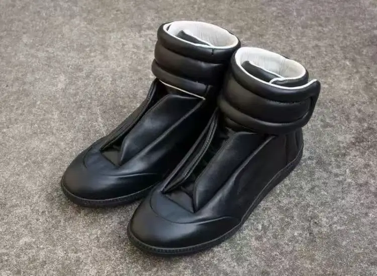 High-Top Fashion Sneakers 2026 Snow Boots Genuine Leather Sole White Shoes Breathable Dad Shoes Unisex Black Leather Boots