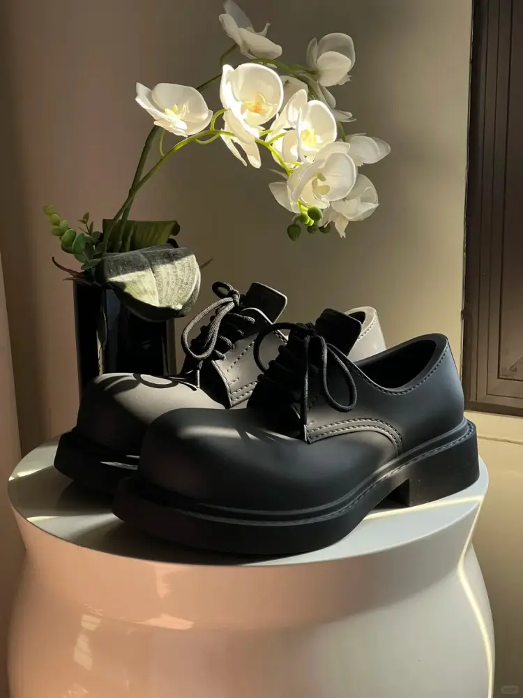 Derby shoes black 2025 new spring thick soled high toe shoes casual versatile round toe commuting men's shoes leather shoes