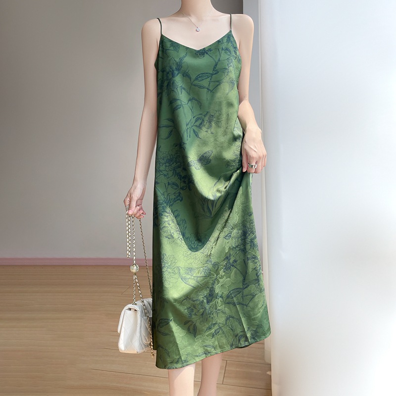 Cross-Border 2025 Summer New Women's V-Neck Jacquard Xiangyun Silk Sexy Ice Silk Strap Dress Slim Long Dress Summer