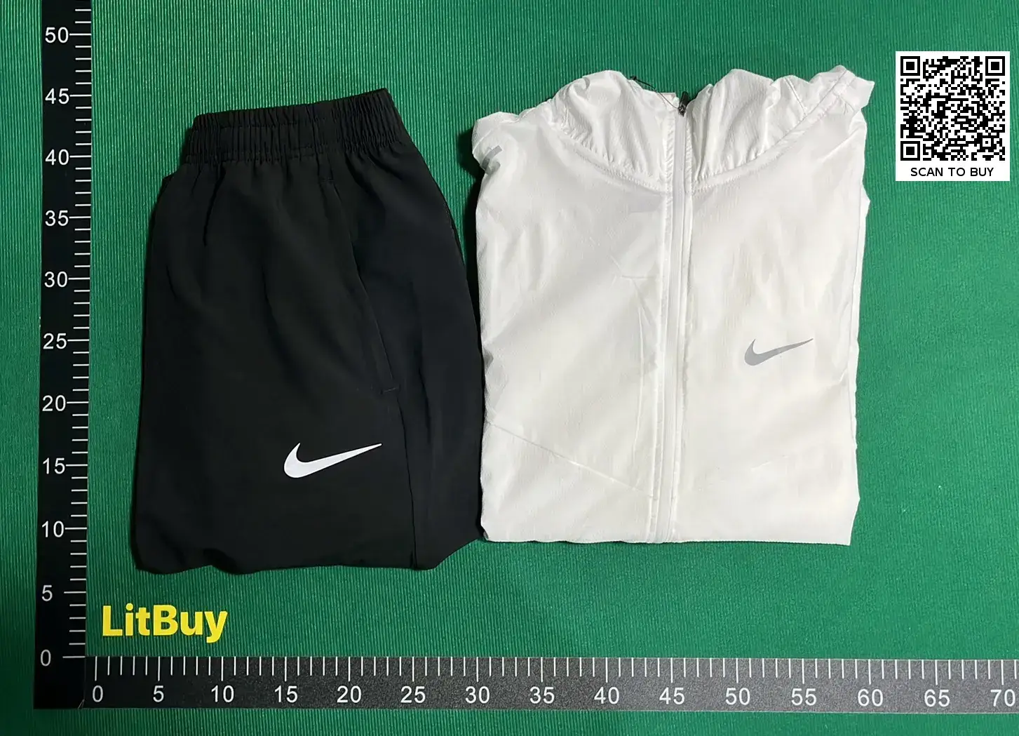 Nike Sportswear Set Black Shorts and White Jacket