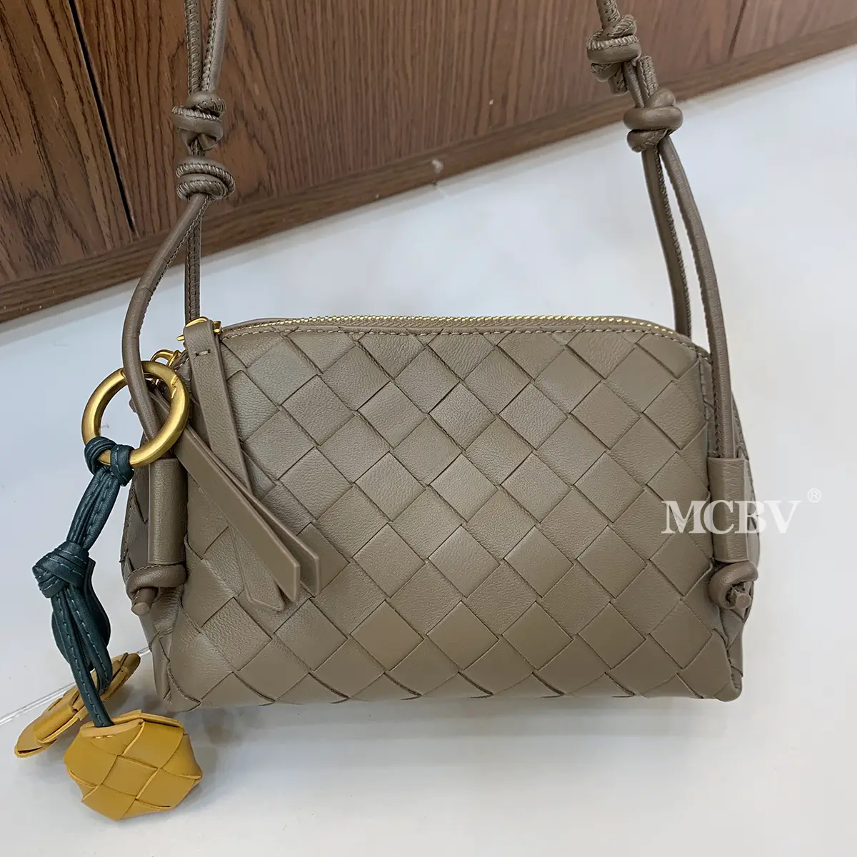 MCBV New Cross-border Sheepskin Woven Shell Bag Shoulder Crossbody Cloud Bag Handbag Knot Zipper Small Square Bag