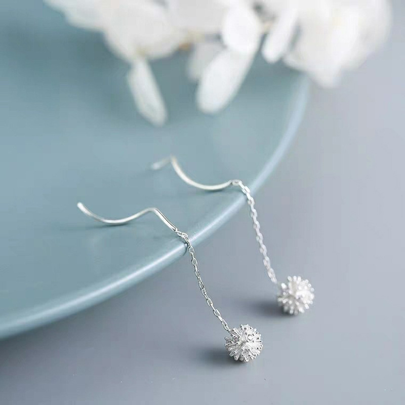 2024 New Trendy Personalized Design Long Dandelion Ear Wire Elegant Tassel Earrings Ins Cold Style Earrings