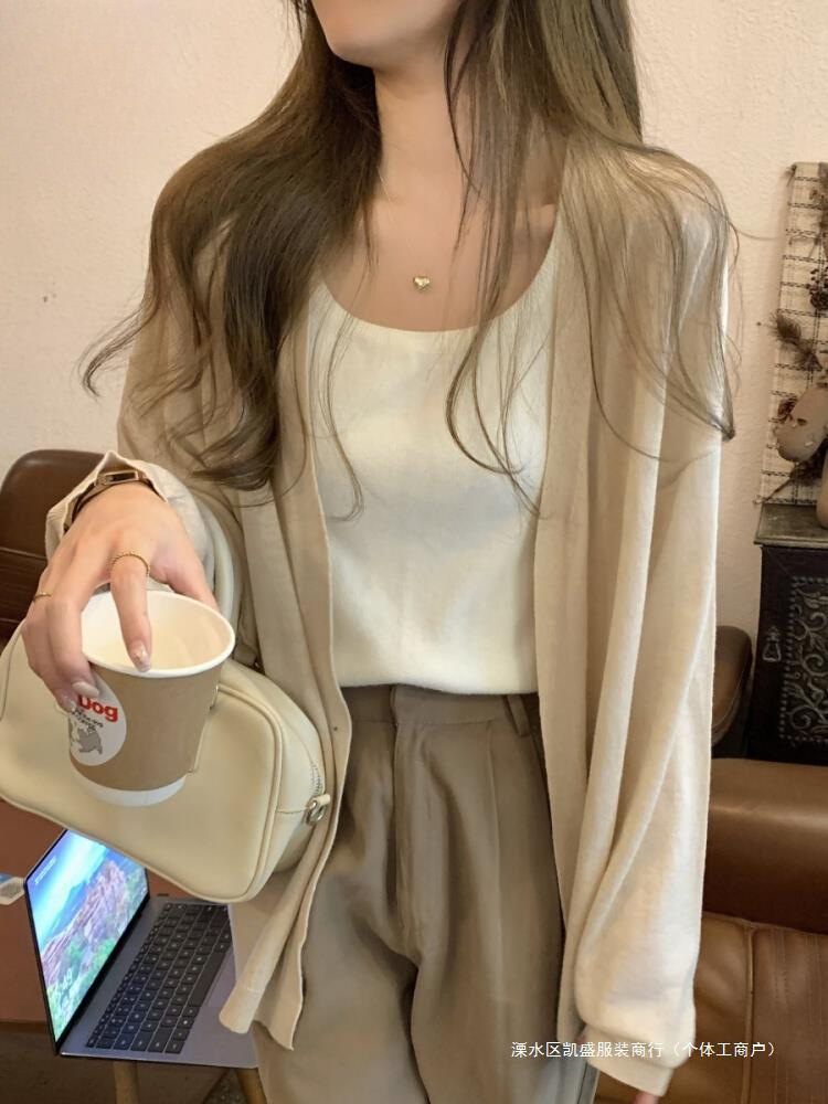 Early Autumn Thin Coat Women's 2024 New High-grade Relaxation Lazy Style Loose Outer Knitted Cardigan Top