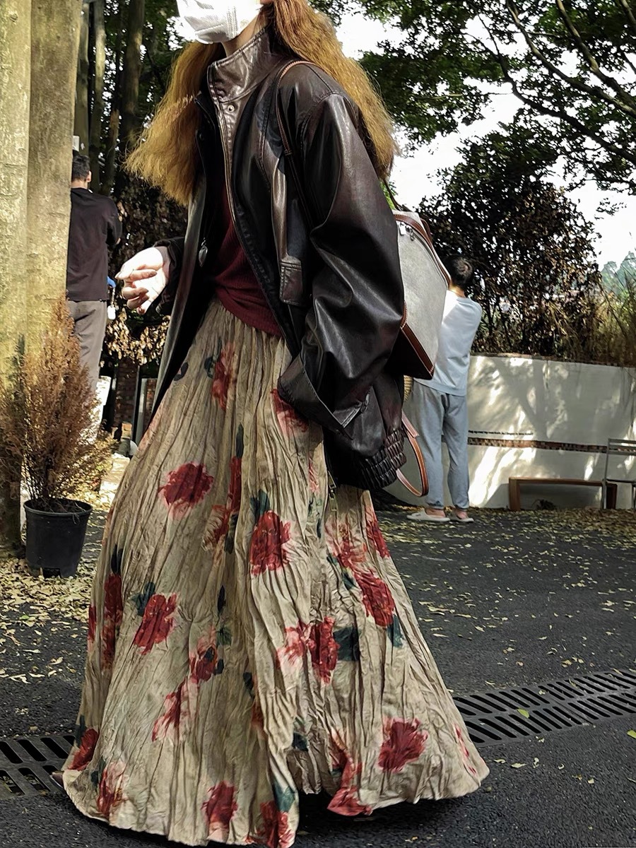 High-end Retro Simi-dyed Rose Large Skirt High Waist Draped Pleated A- Line Printed Skirt