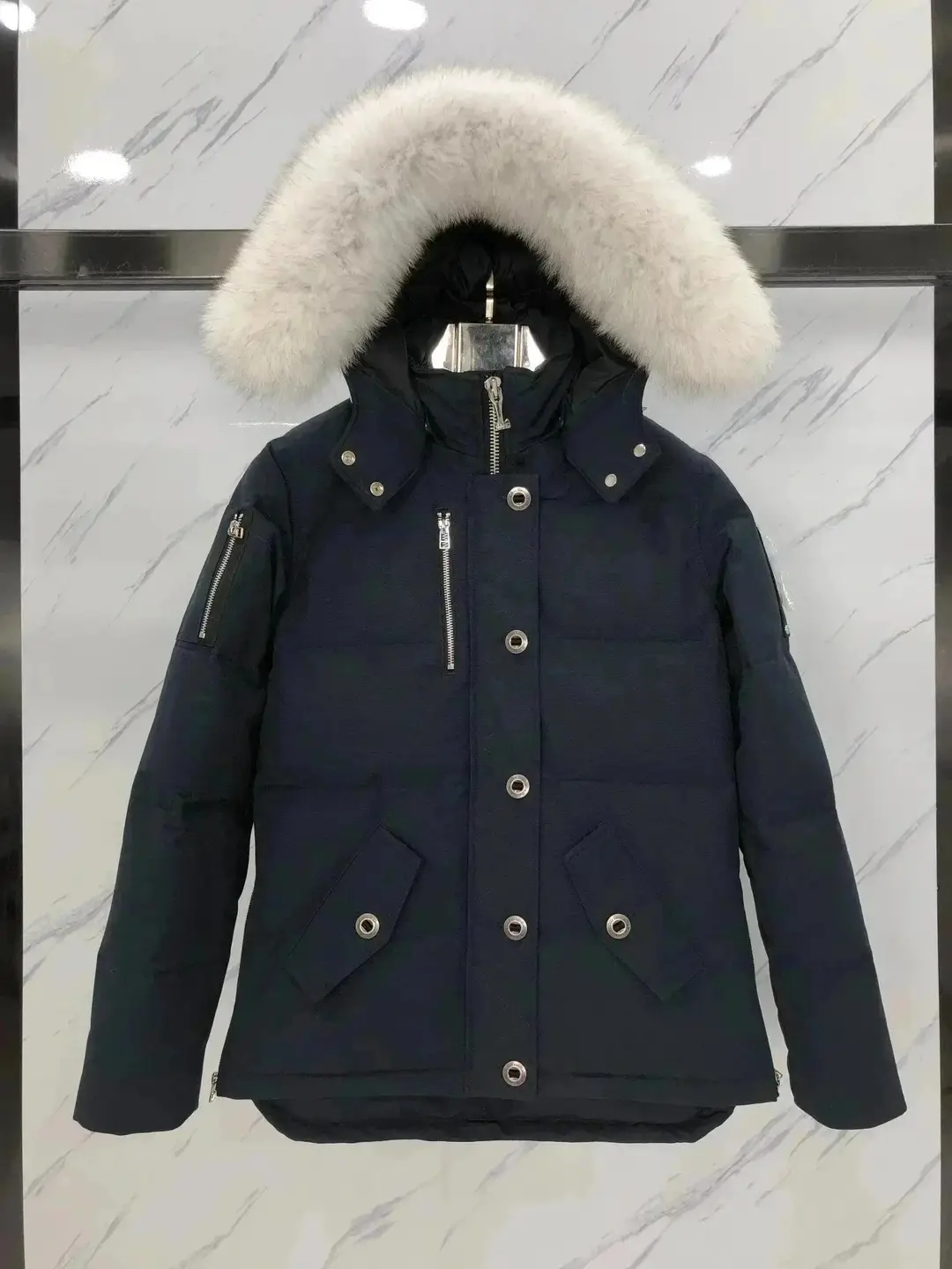 JD*剪*刀长袖羽绒服