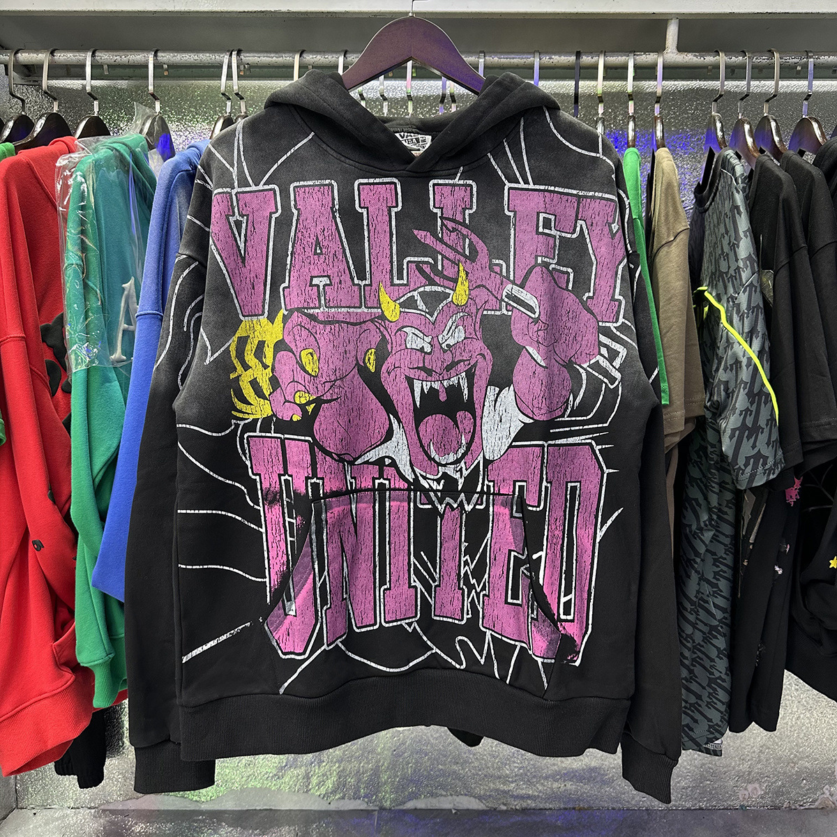 Trendy Vale Valley Mascot Printed Heavyweight Terry Hoodie Sweatshirt for Men and Women Trendy Brand