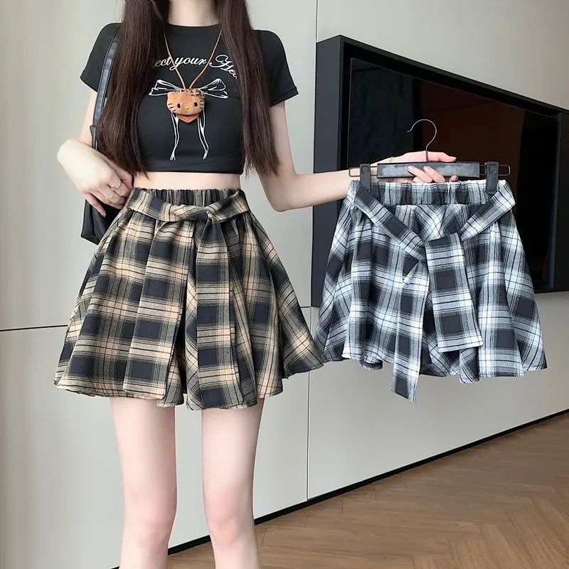 American Retro College Style Patterned Skirt for Women in Summer with Irregular Straps, High Waist, Anti-Exposure Pleated Short Culottes