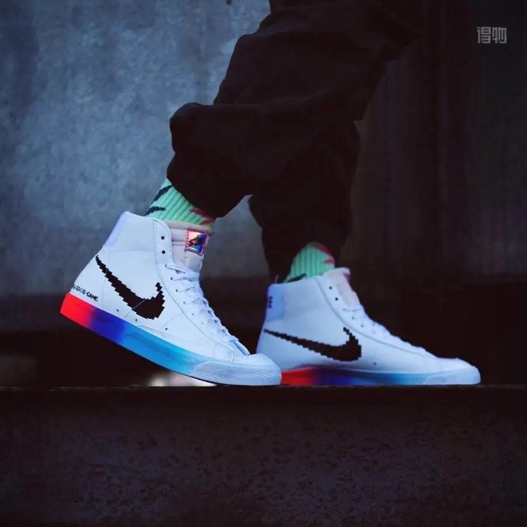 Nike Blazer Mid '77 Vintage Black White Sneakers