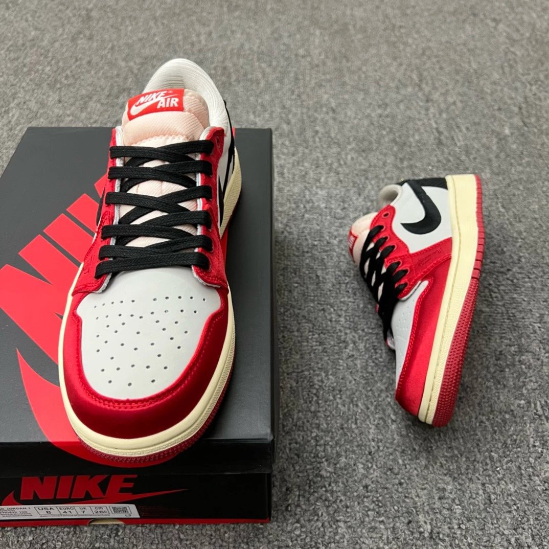 Nike Air Jordan 1 Low Red White Black