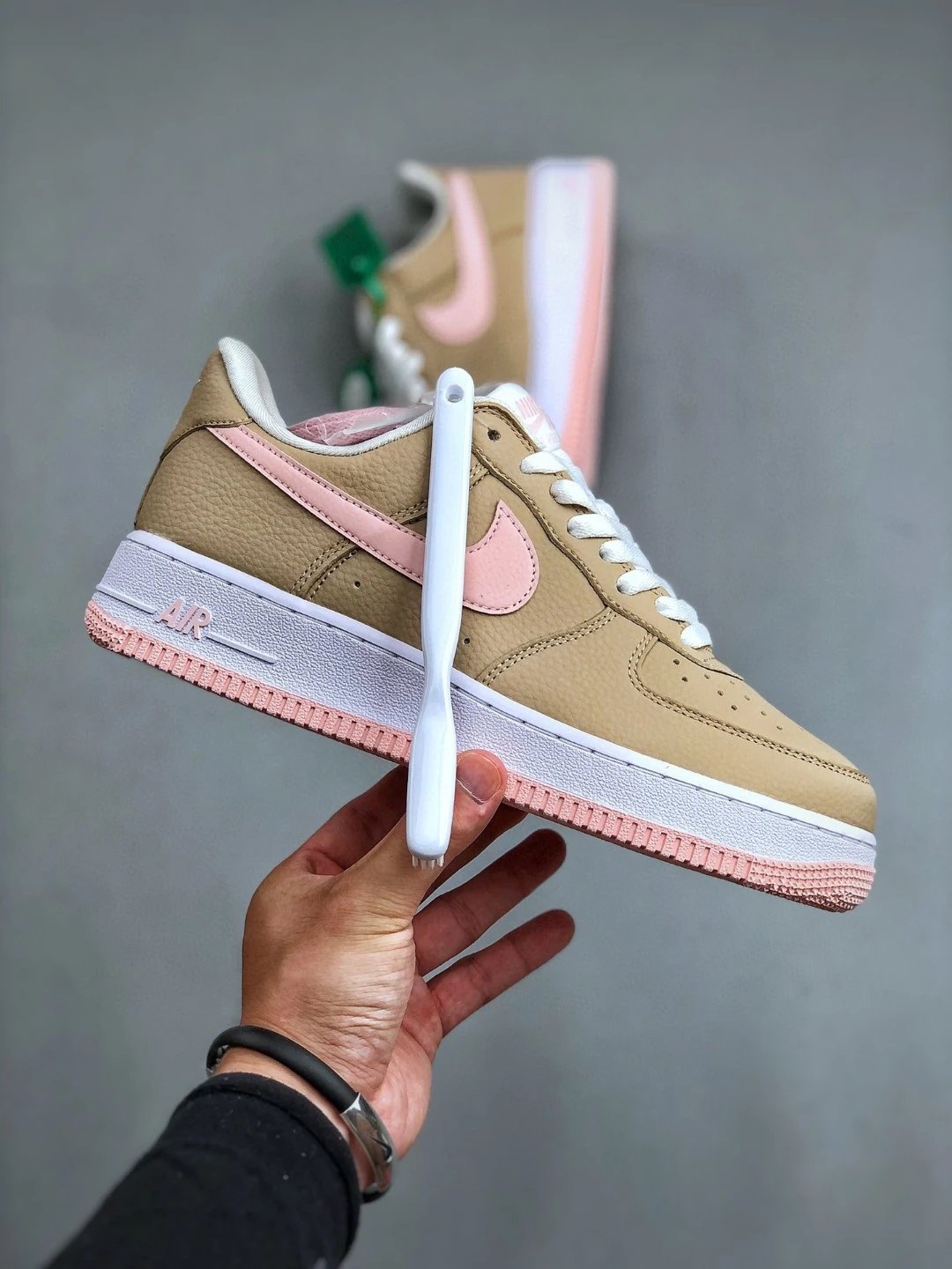 Nike Air Force 1 Low Tan Pink