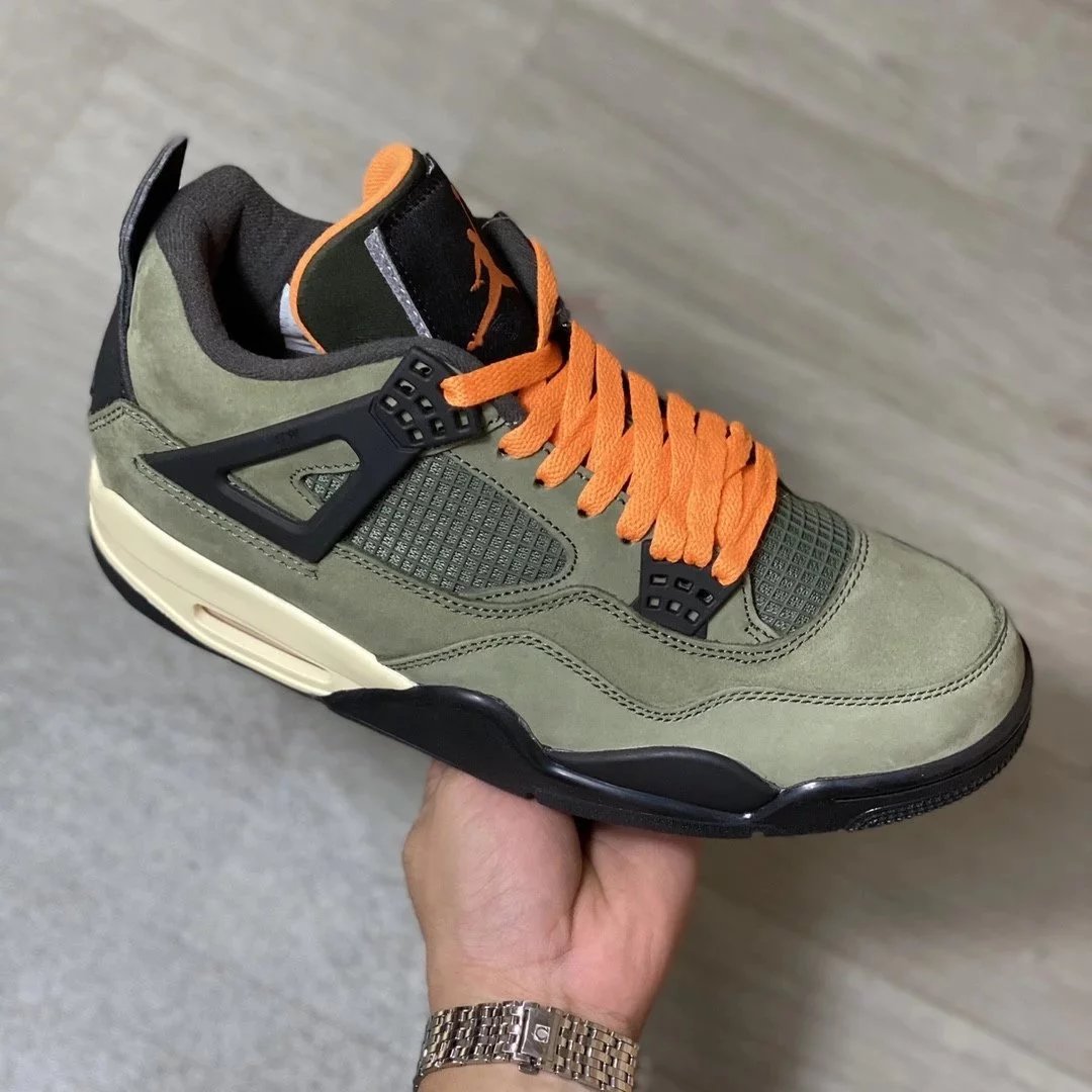 Nike Air Jordan 4 Off-White Sneakers