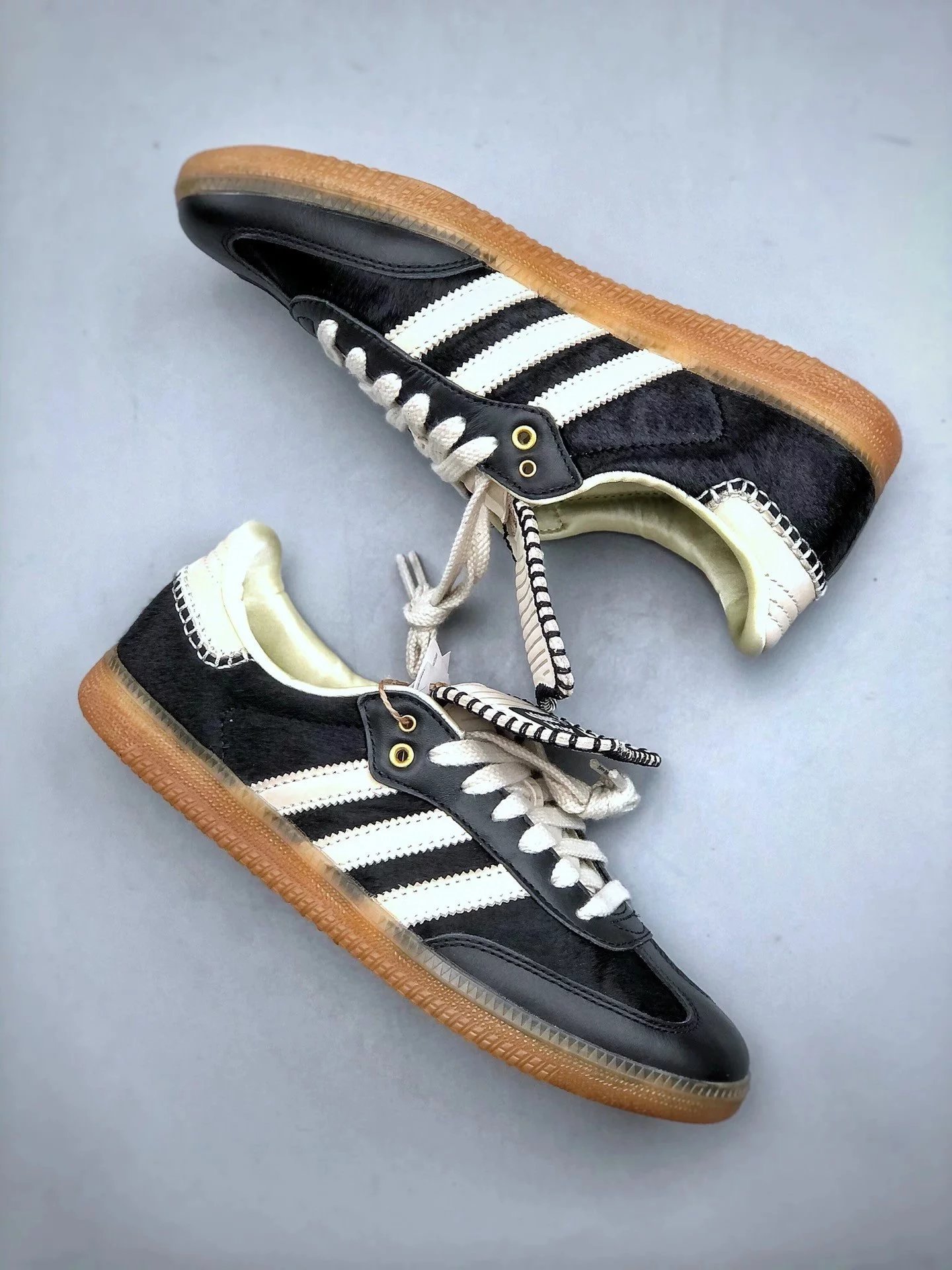 Adidas Samba Sneakers