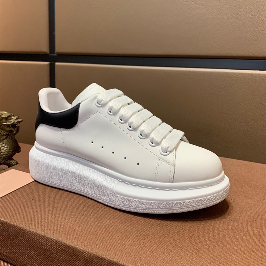 Alexander McQueen Sneakers