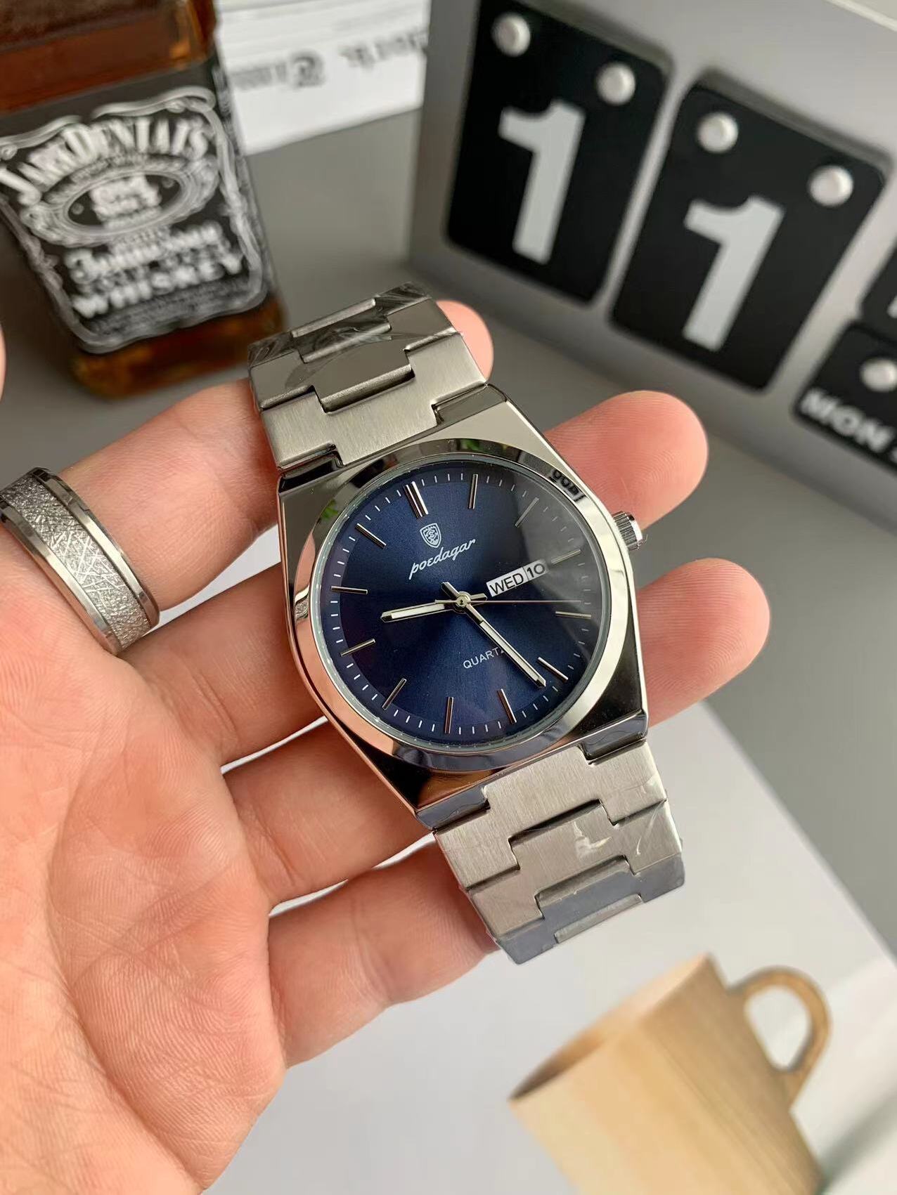 poedagar Quartz Green Dial Stainless Steel Watch