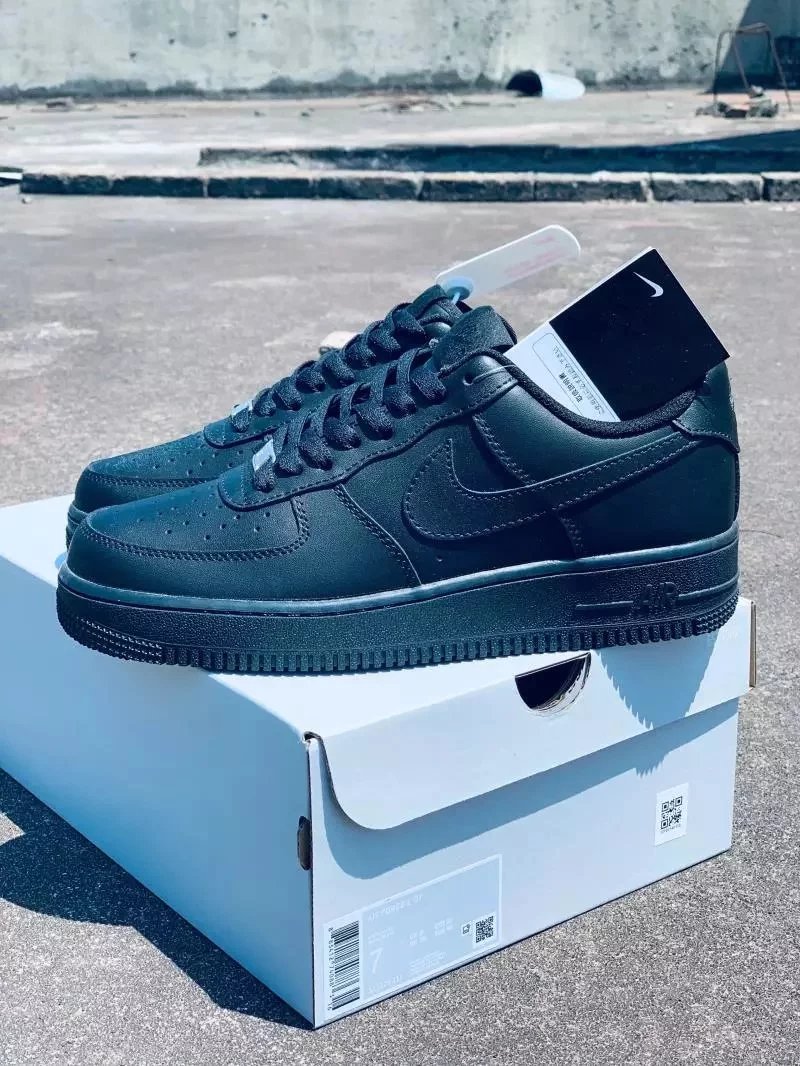 Nike Sneakers