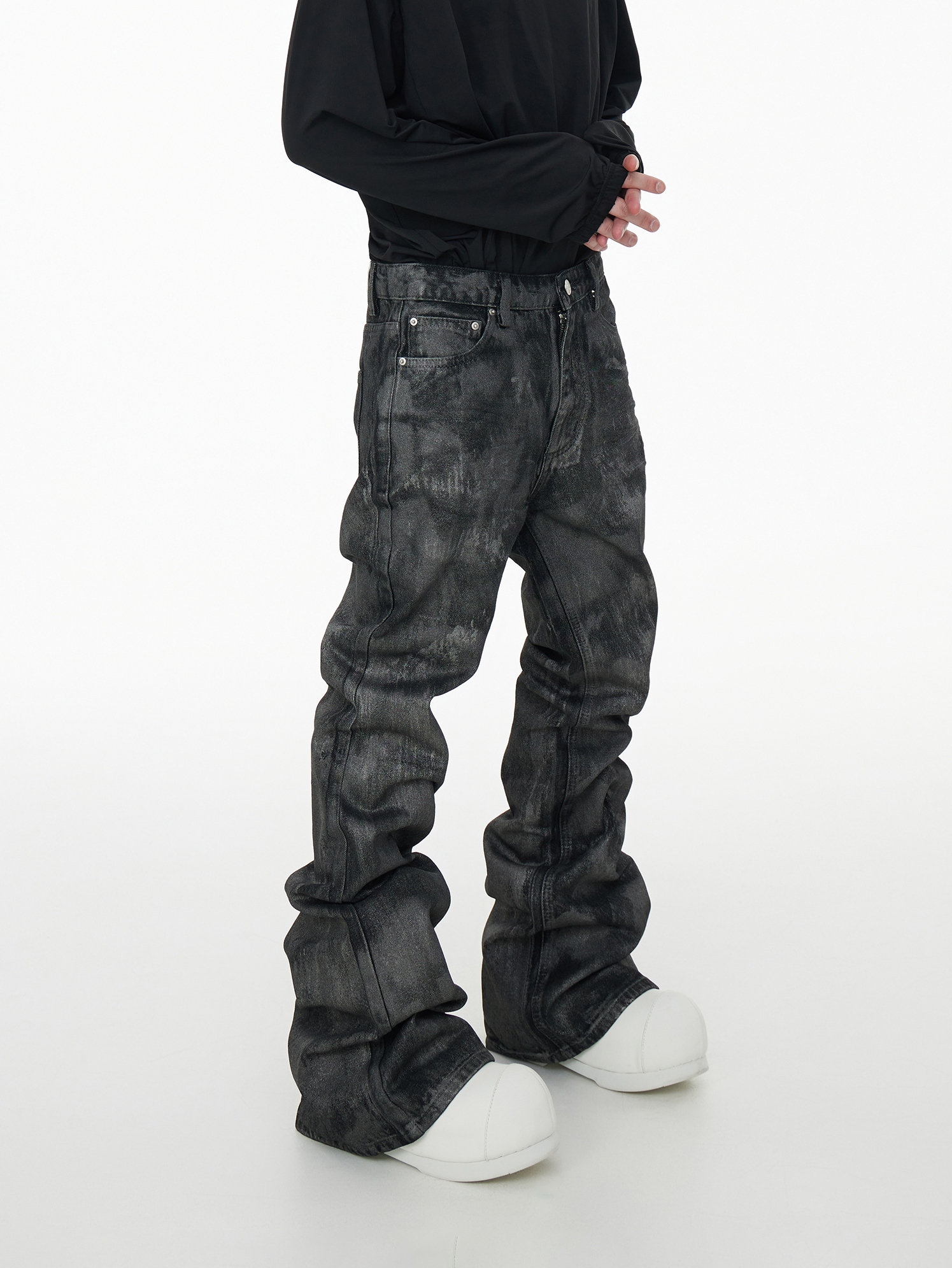 Unknown Jeans