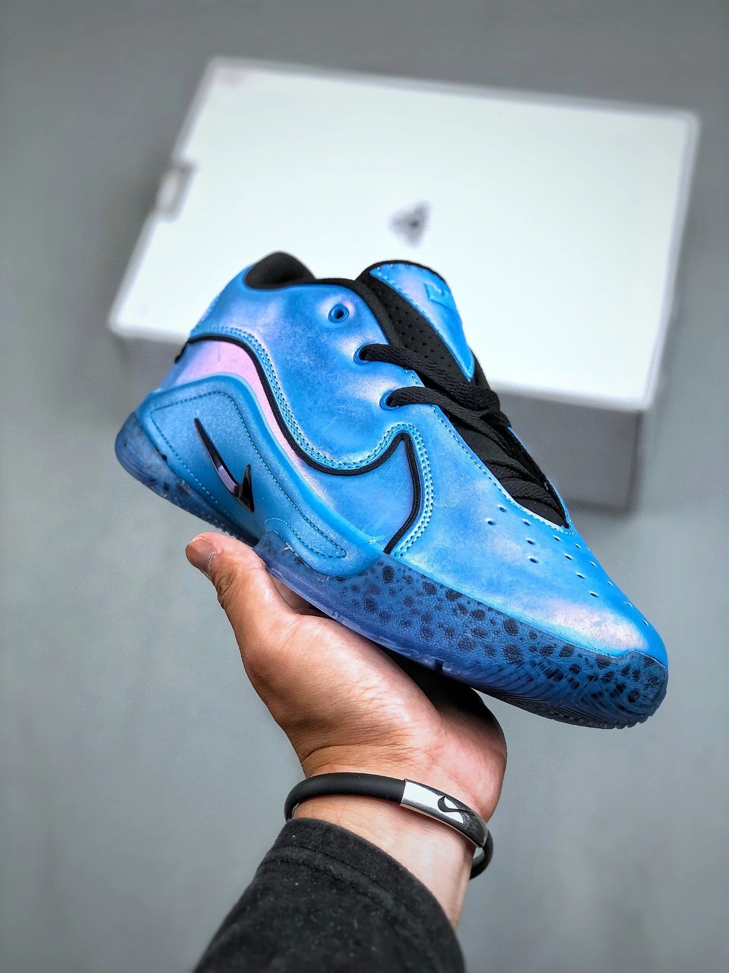 Nike FZ1095-618 Iridescent Blue Sneakers