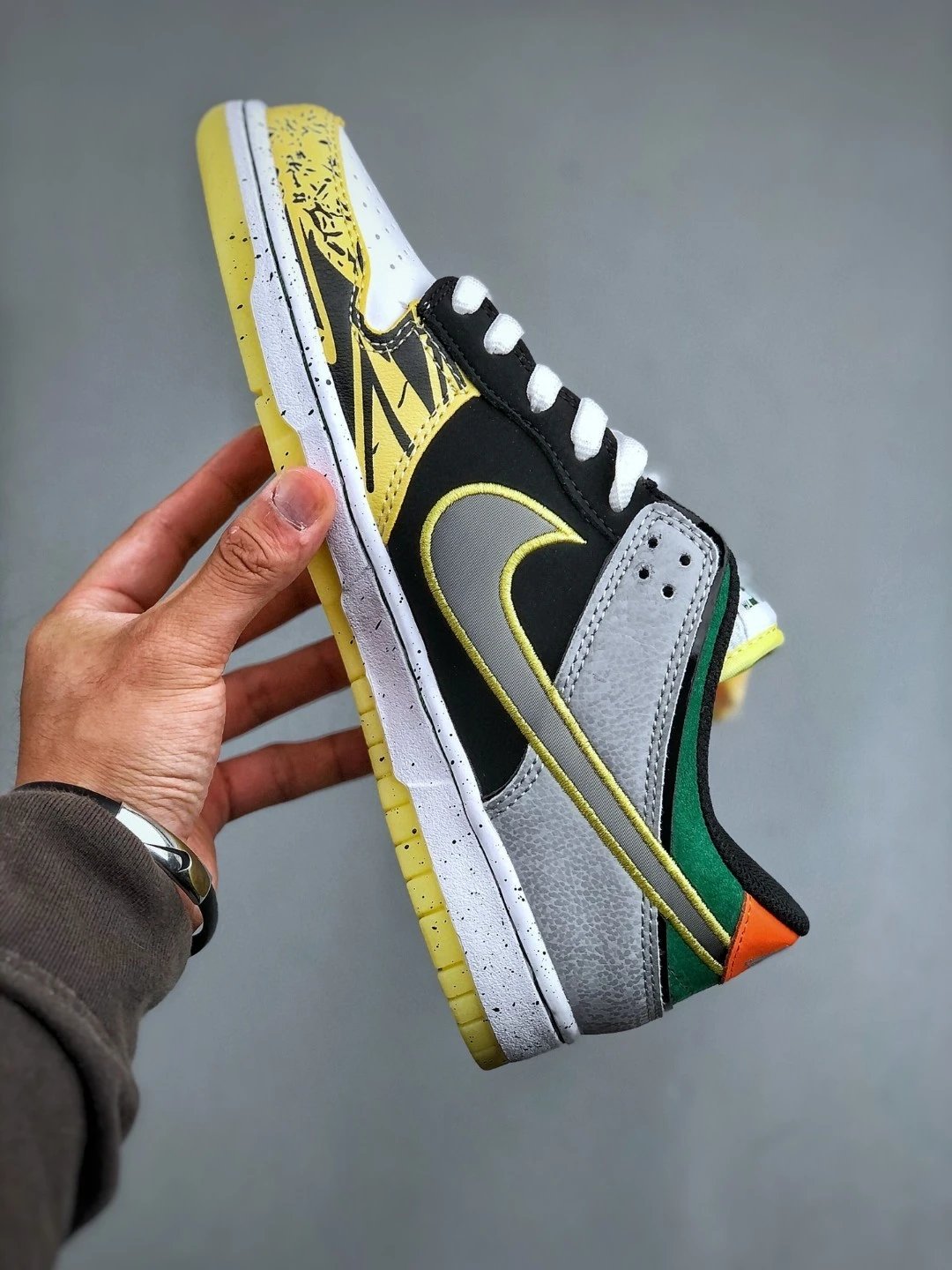 Nike Sneakers