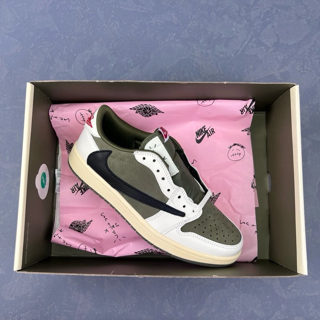 Nike Air Jordan 1 Low OG DM7866-200