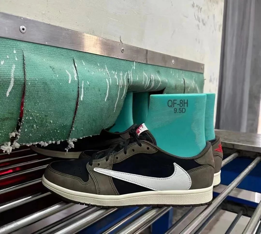 Nike Sneakers
