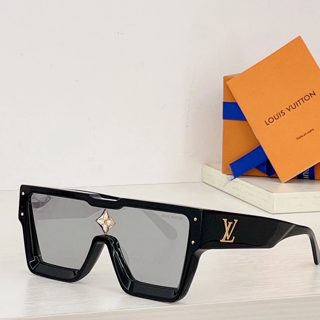 Louis Vuitton Glasses