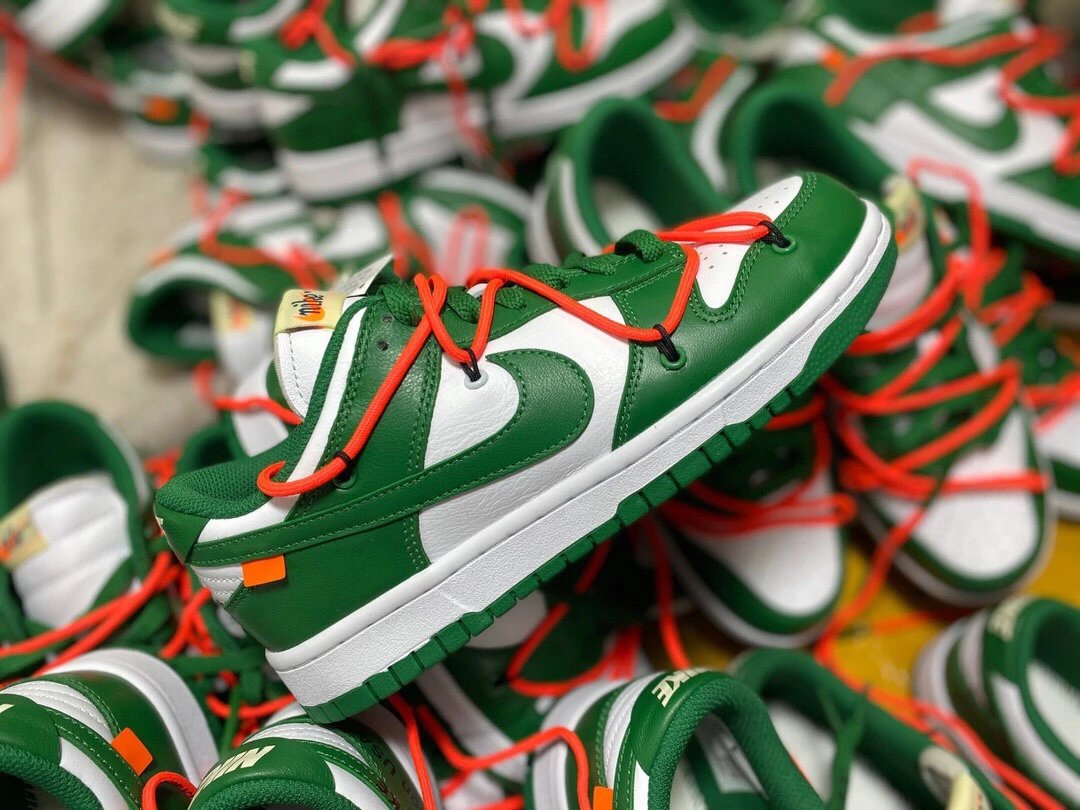 Nike Dunk Low DC9936-100 Sneakers