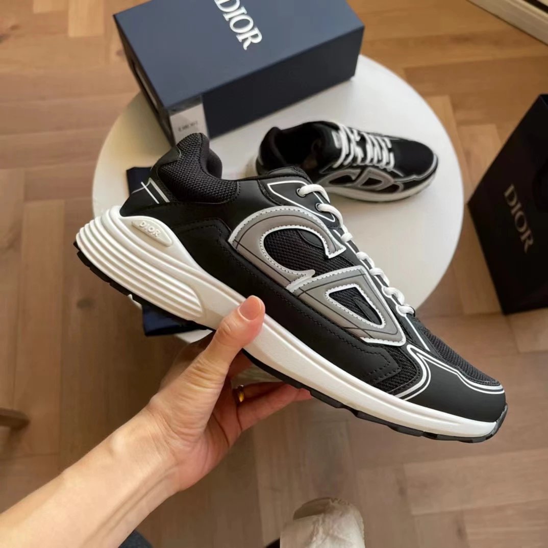 Dior Sneakers QC photo from TAOBAO on Qualit.ly