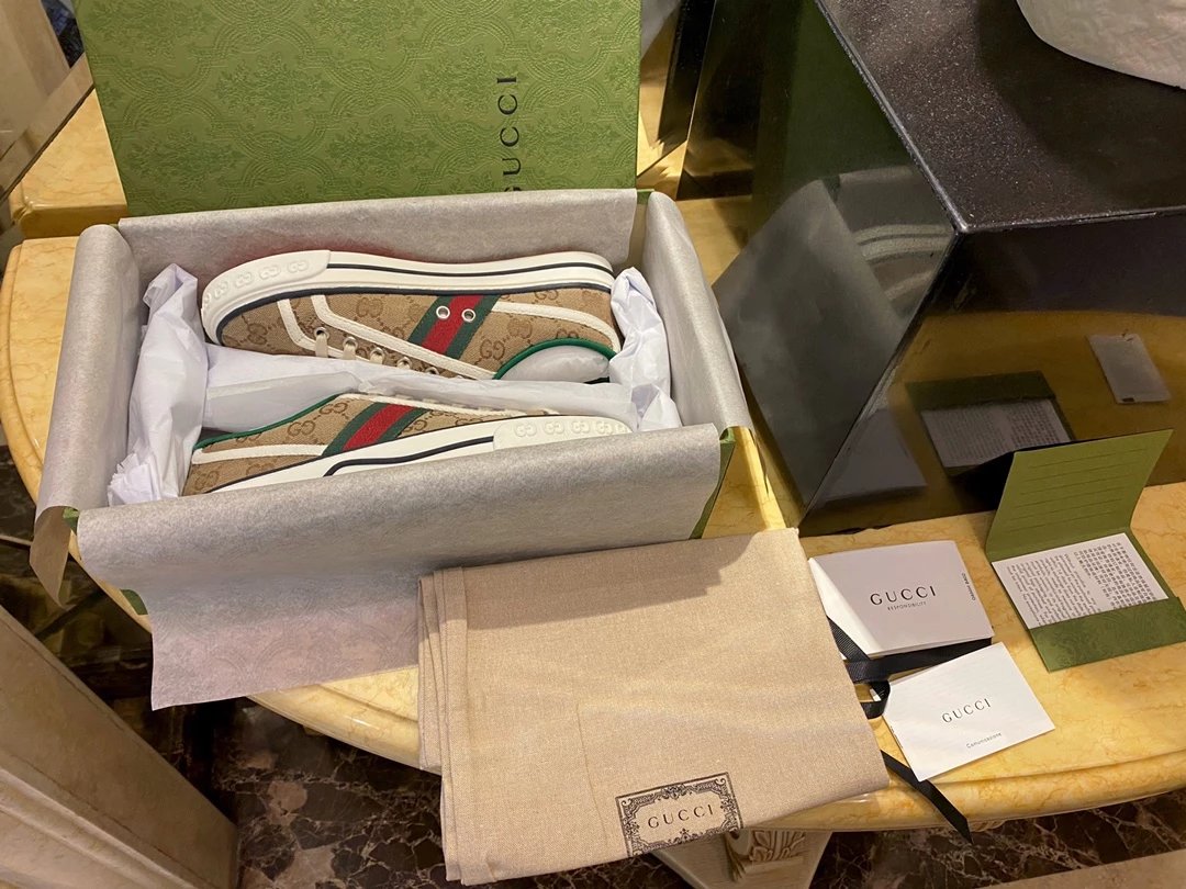 Gucci Tennis 1977 Sneakers