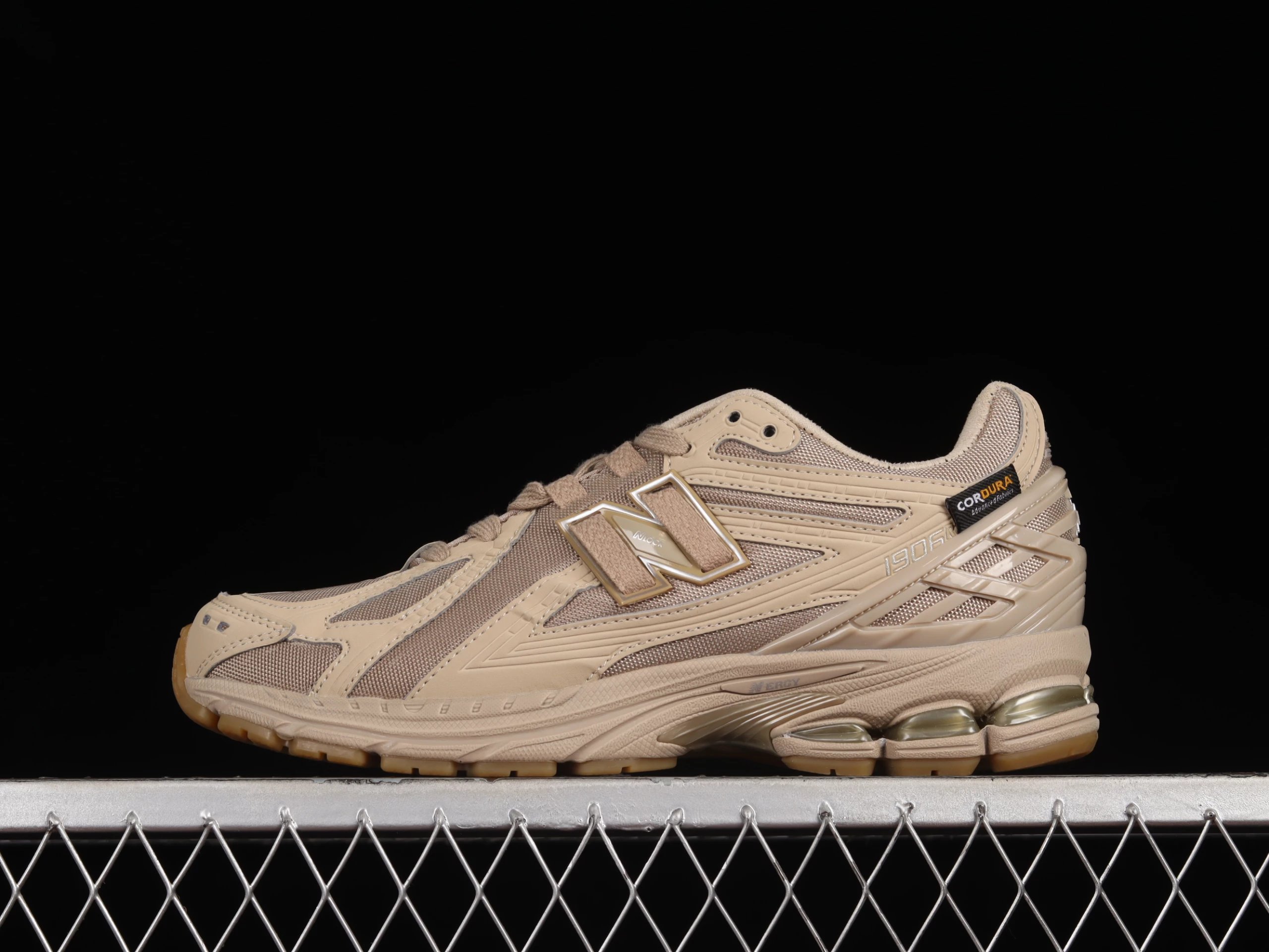 New Balance 1906D M1906DE