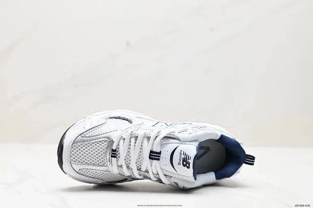 New Balance MR530SG Sneakers
