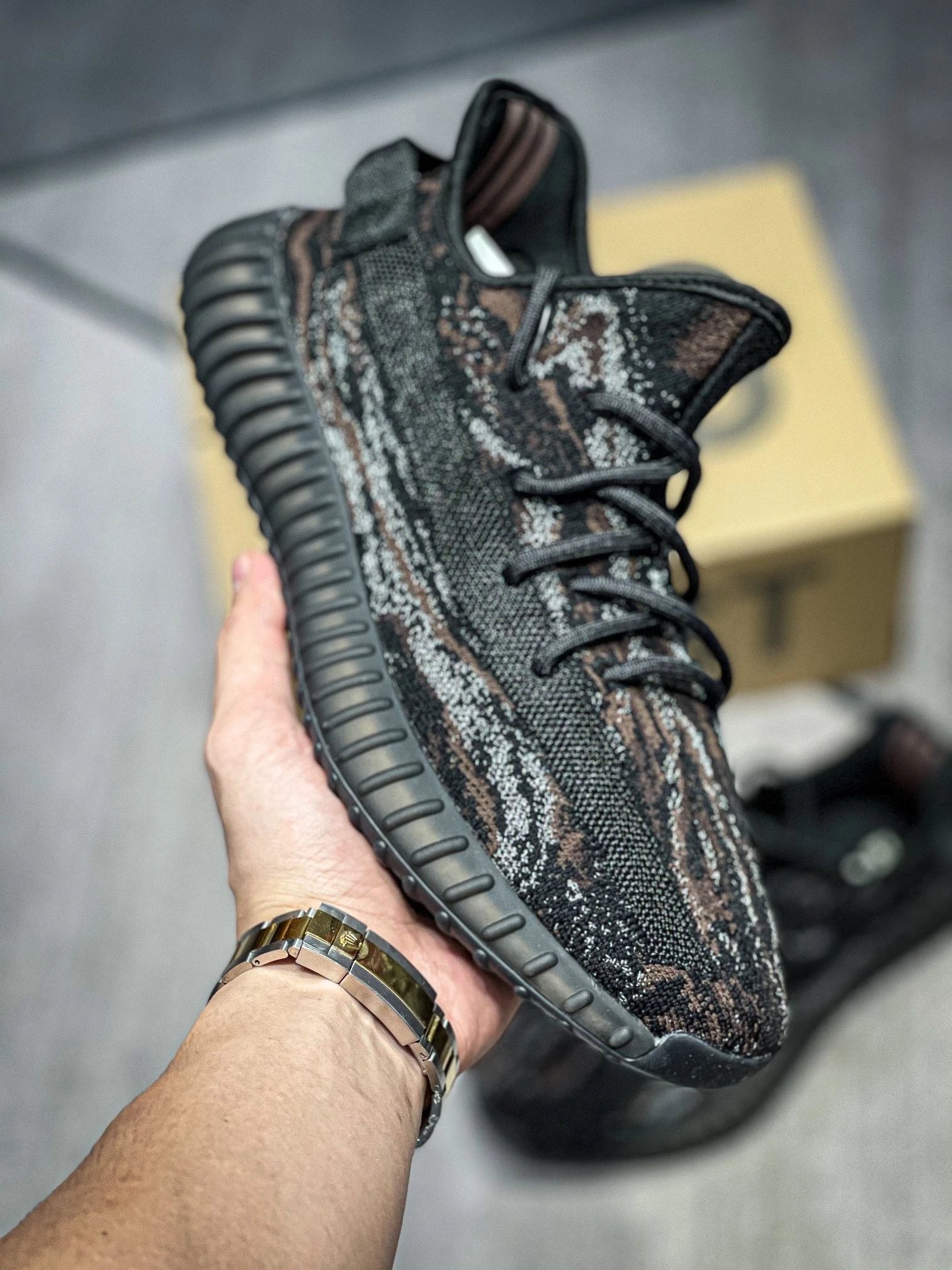 Yeezy Sneakers