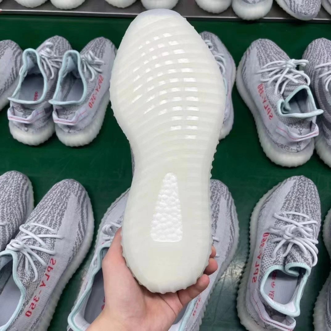 Yeezy Sneakers