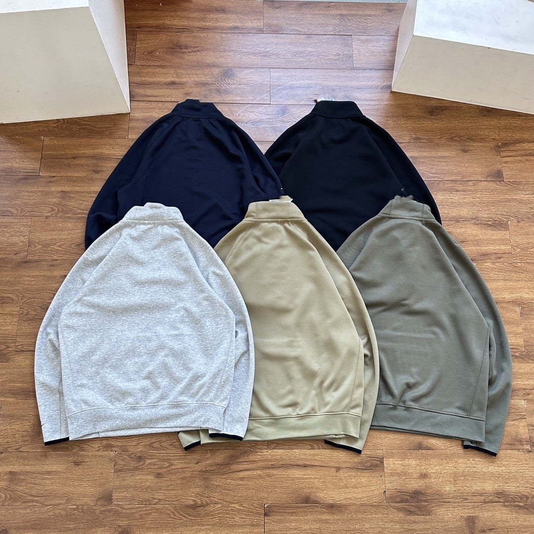 Nike Sweaters