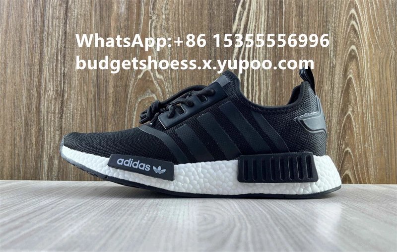 Adidas NMD_R1 HWD 1Y4001 Sneakers