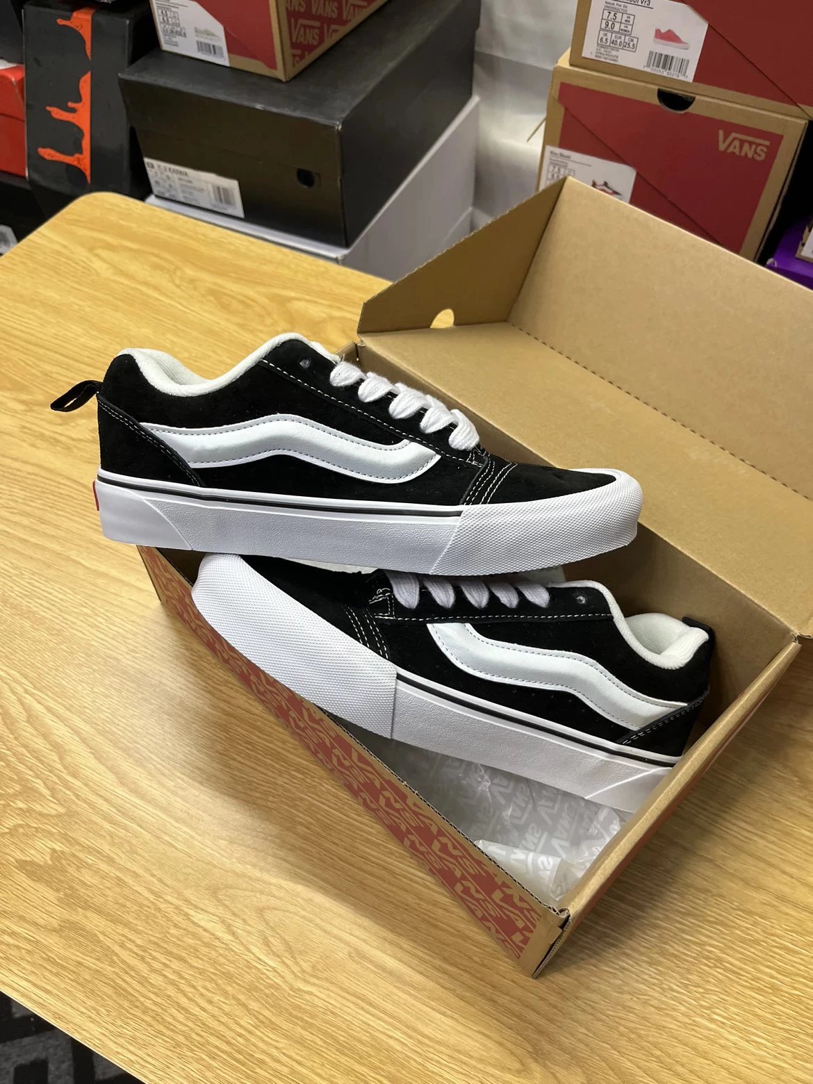 Vans Sneakers