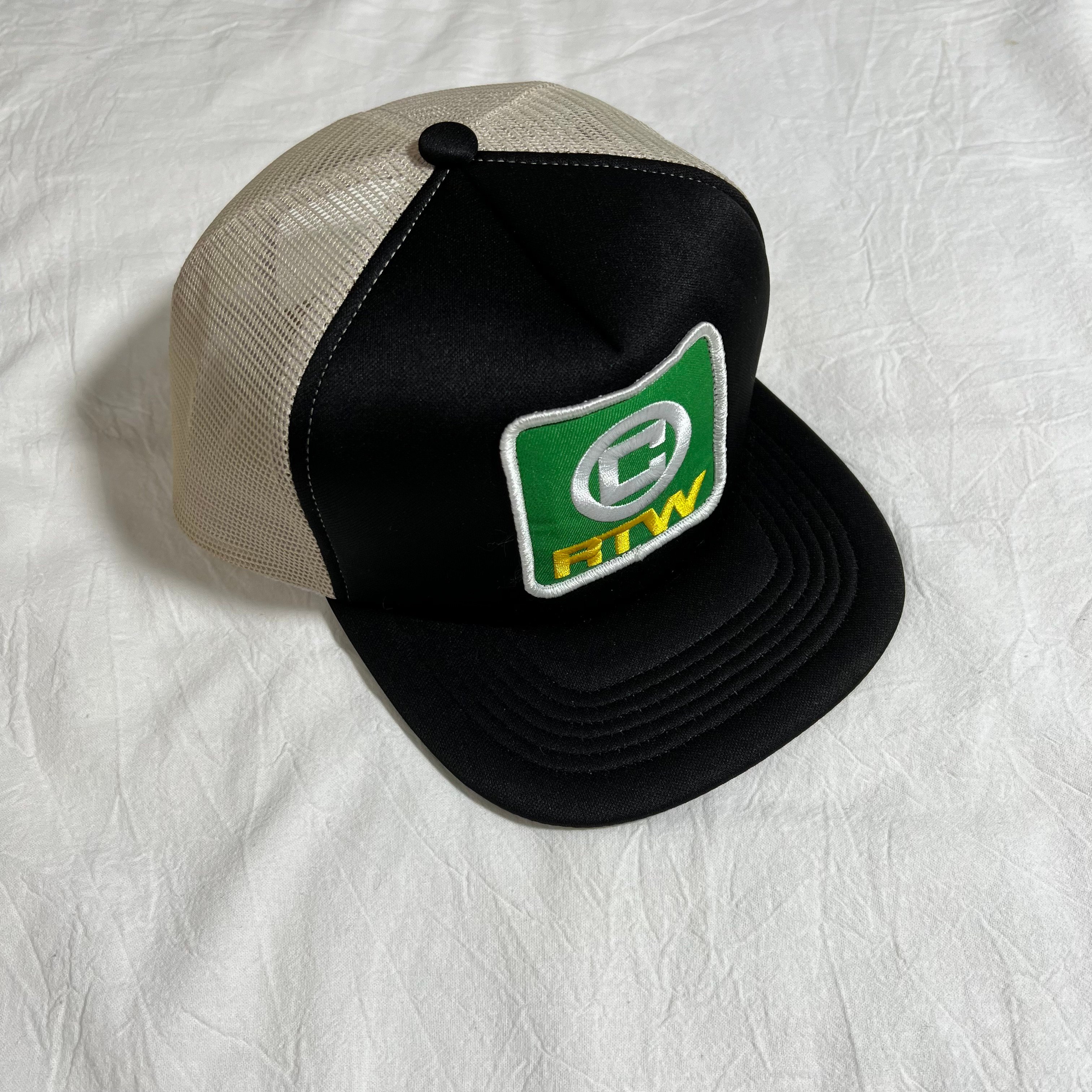 Syna Headwear
