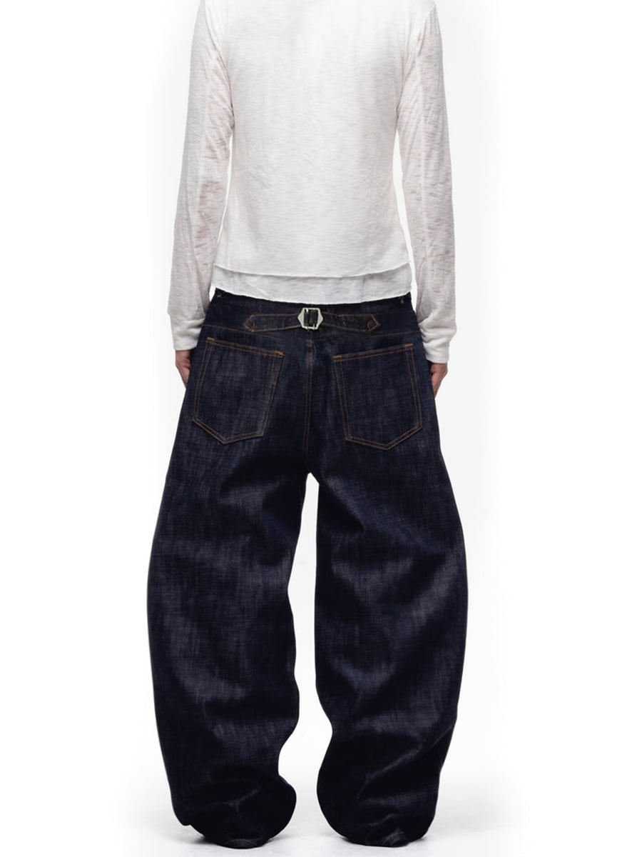 Unknown Jeans