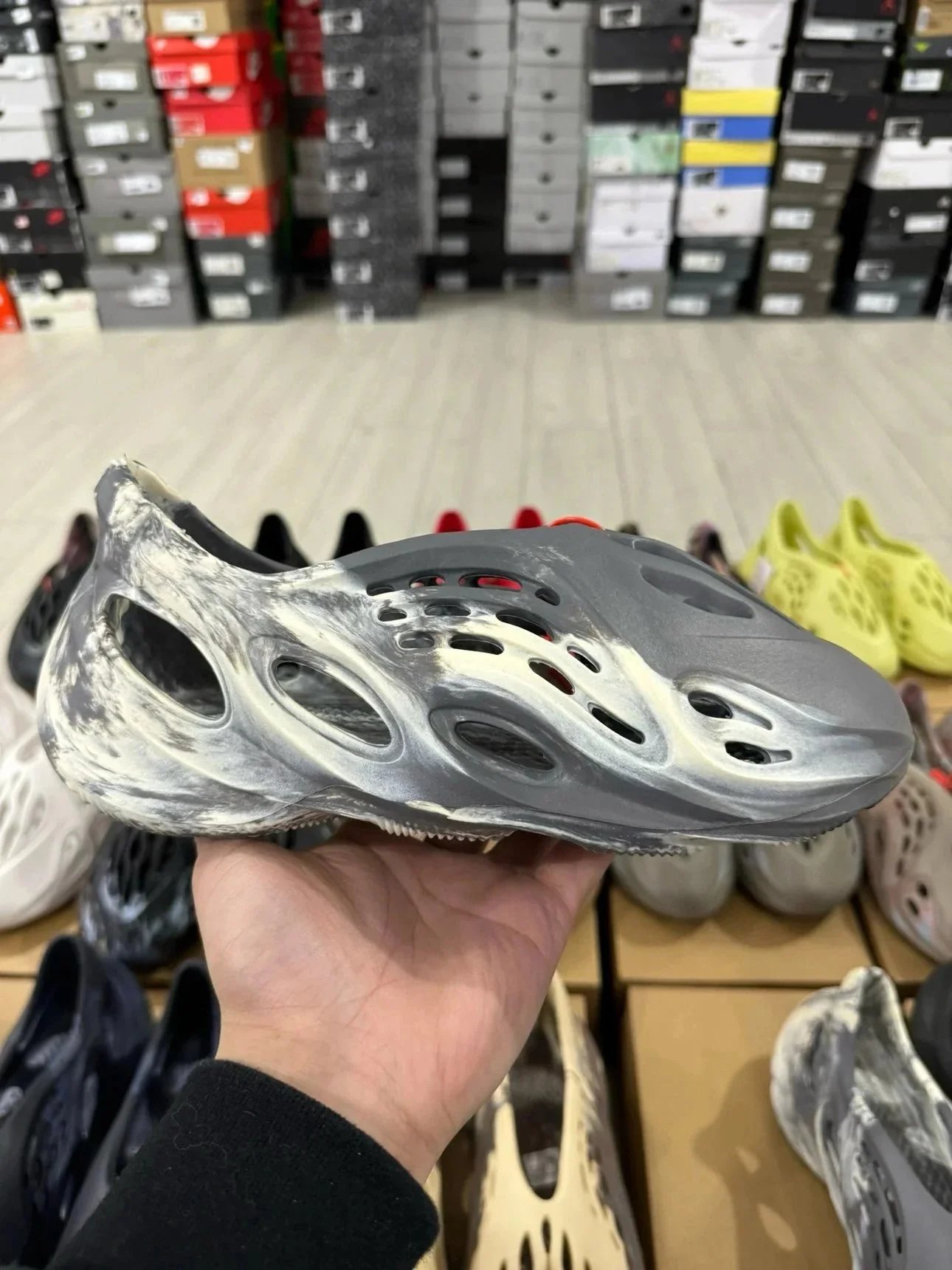 Adidas Yeezy Foam Runner
