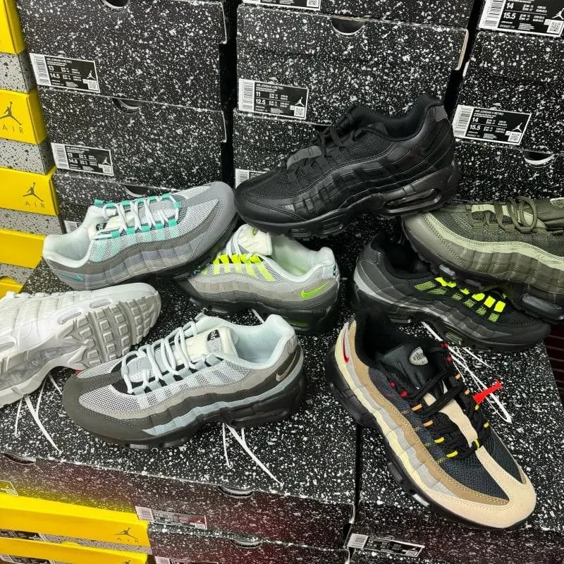 Nike Air Max 95 Sneakers