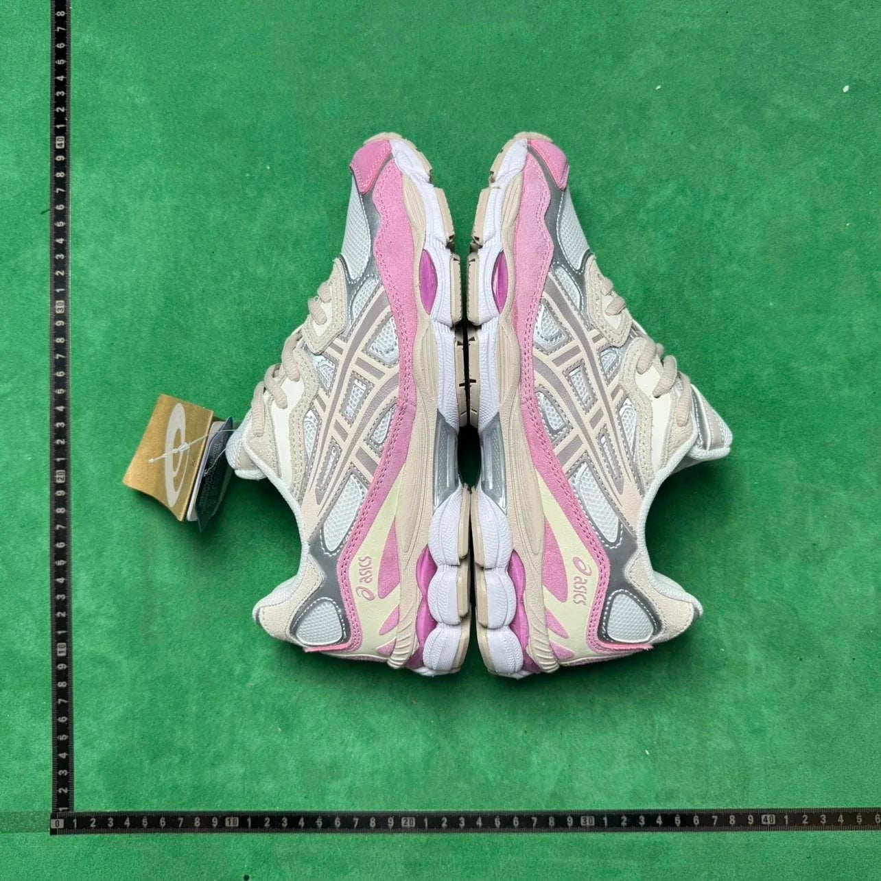 Asics Sneakers
