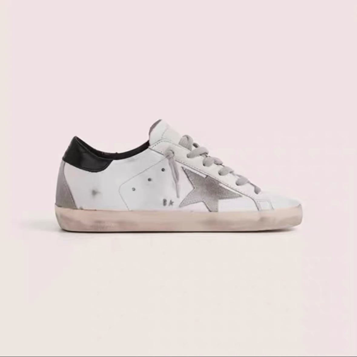 Golden Goose Sneakers