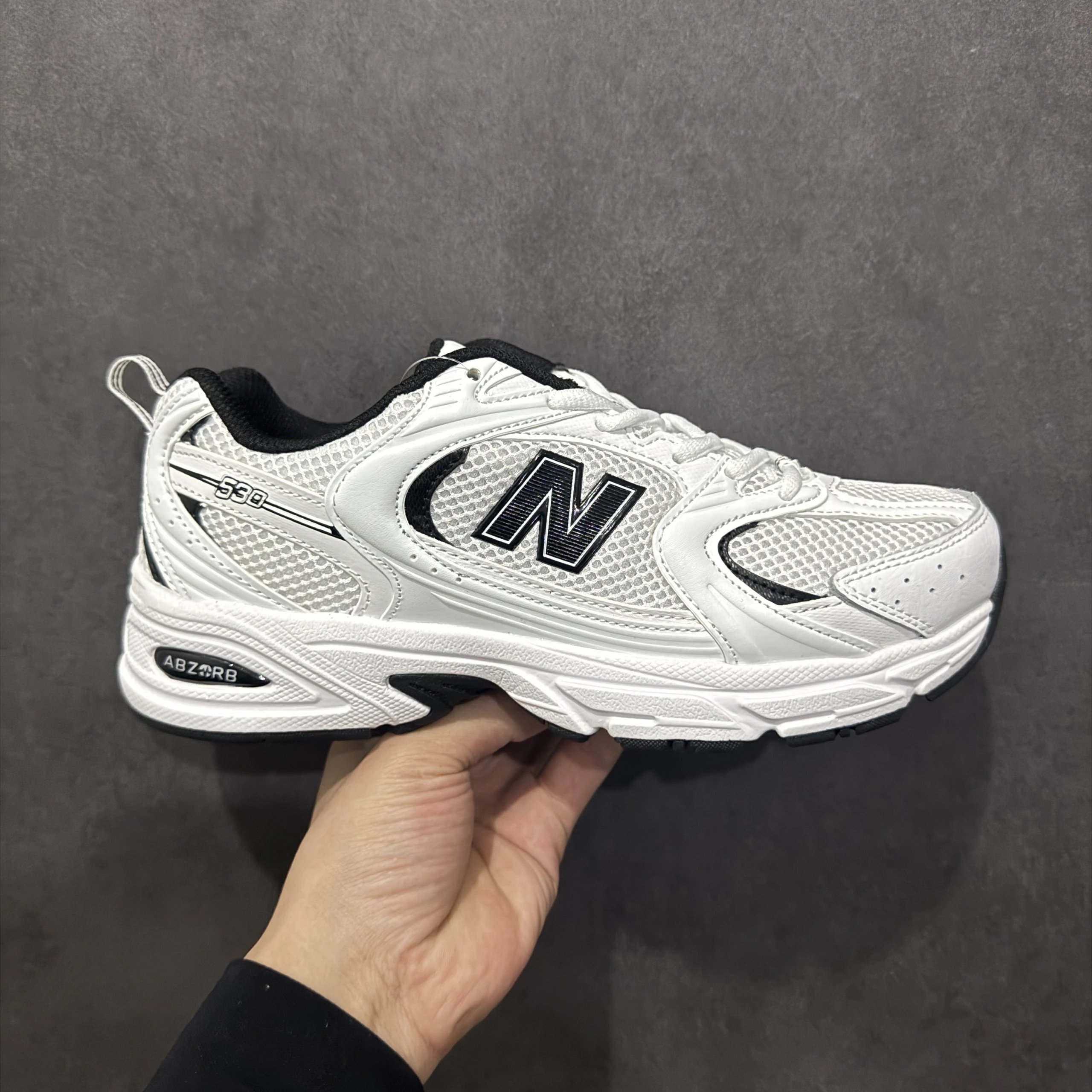 New Balance MR530EWB Sneakers