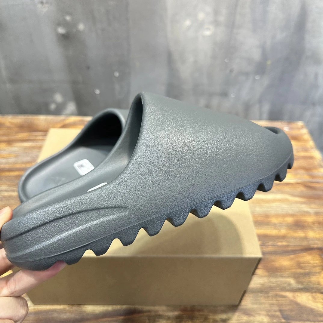 Yeezy Shoes