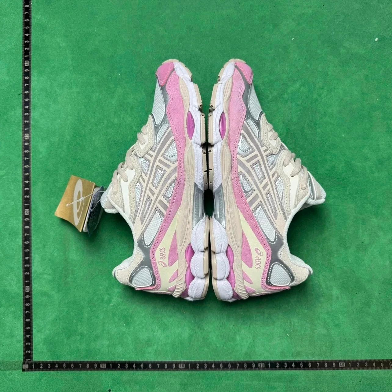 Asics Sneakers