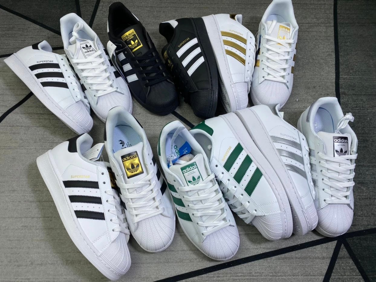 Adidas Superstar Sneakers